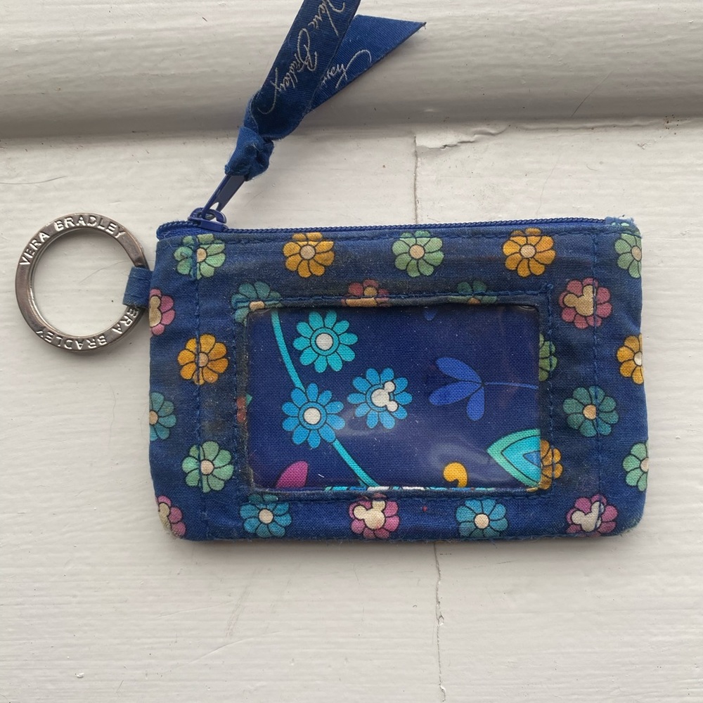 4/$8 DISNEY l Vera Bradley wallet